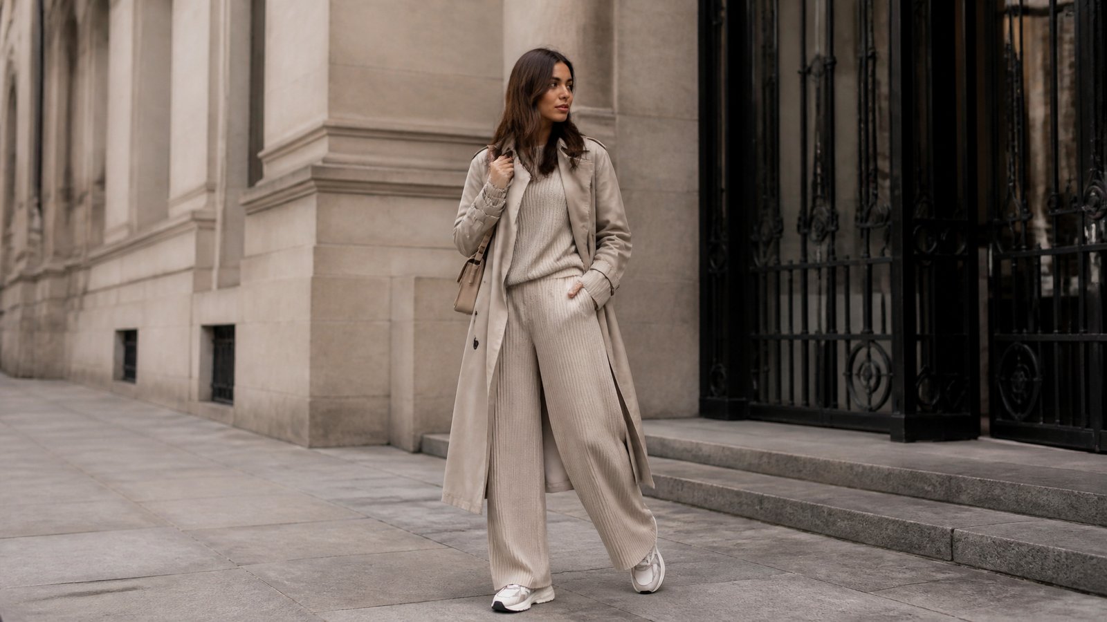 trendy-aesthetic-outfit-ideas-to-inspire-your-wardrobe featured outfit